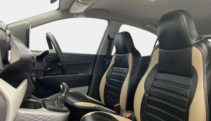 2022 Hyundai GRAND I10 NIOS ASTA AMT 1.2 KAPPA VTVT, Petrol, Automatic, 17,300 km, Right Side Front Door Cabin