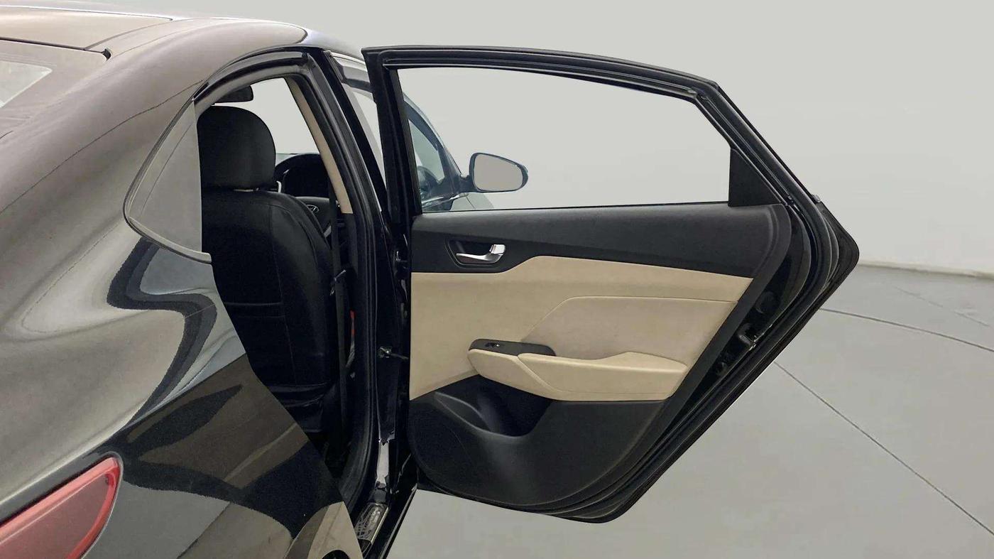 2021 Hyundai Verna S PLUS 1.5 VTVT, Petrol, Manual, 33,745 km, RHS Rear Door