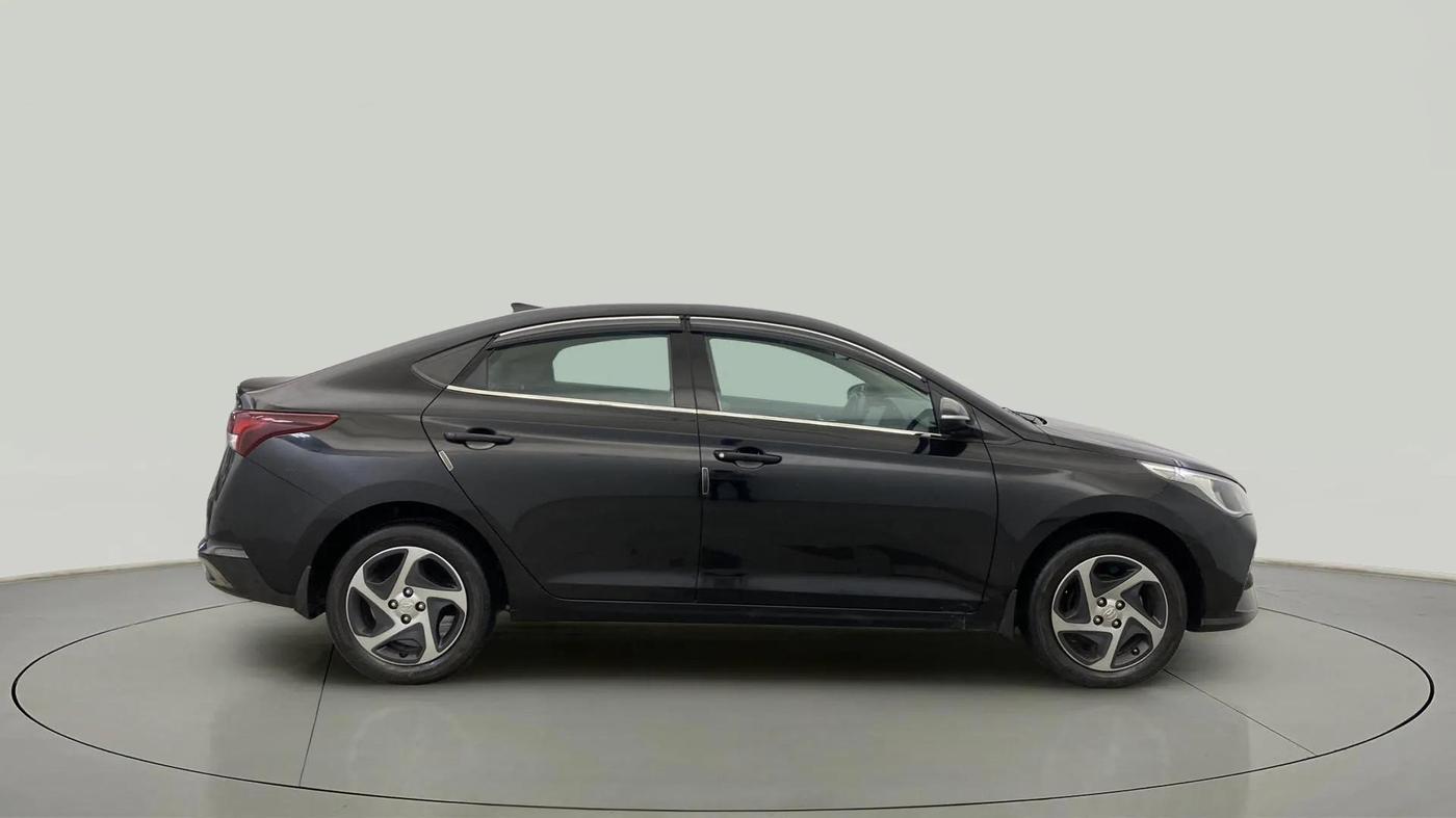 2021 Hyundai Verna S PLUS 1.5 VTVT, Petrol, Manual, 33,745 km, Right Side View