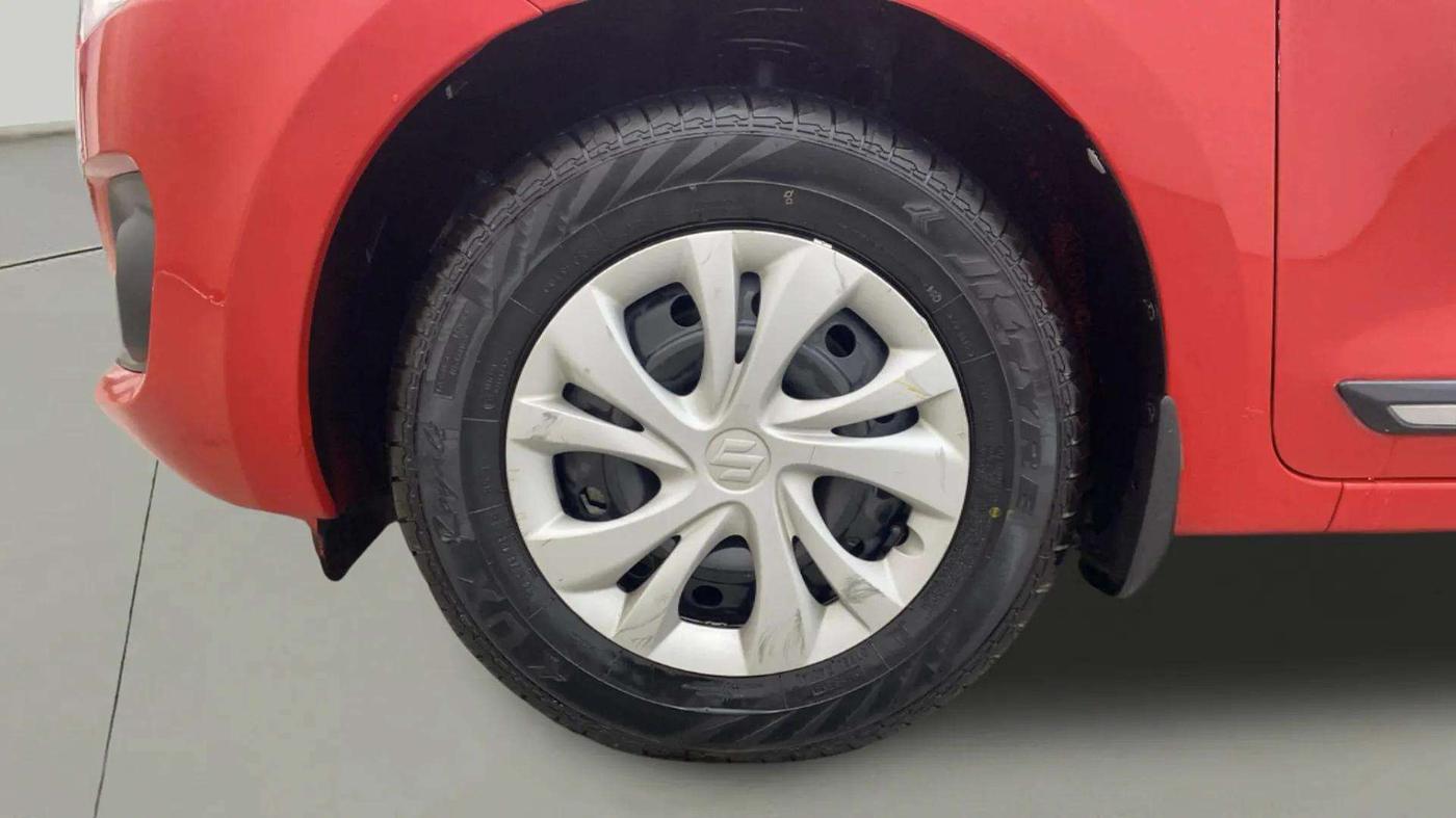 2023 Maruti Swift VXI, Petrol, Manual, 25,028 km, Left Front Wheel