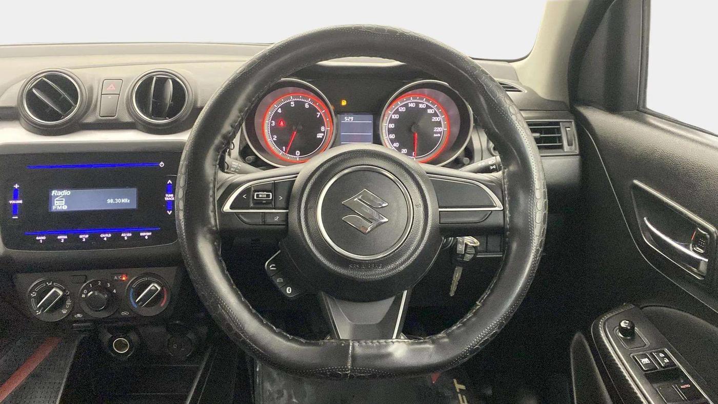 2023 Maruti Swift VXI, Petrol, Manual, 25,028 km, Steering Wheel Close Up