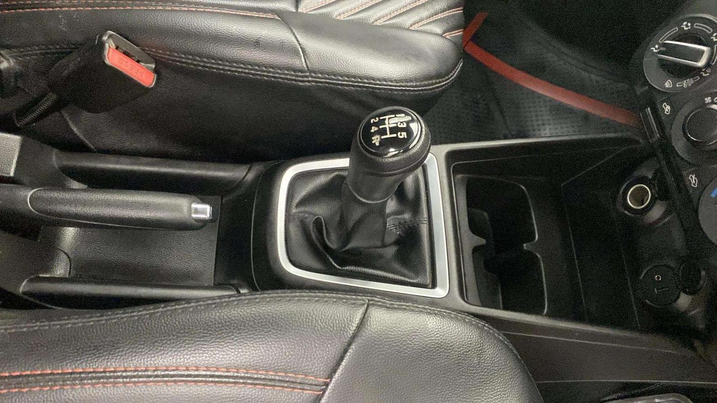 2023 Maruti Swift VXI, Petrol, Manual, 25,028 km, Gear Lever
