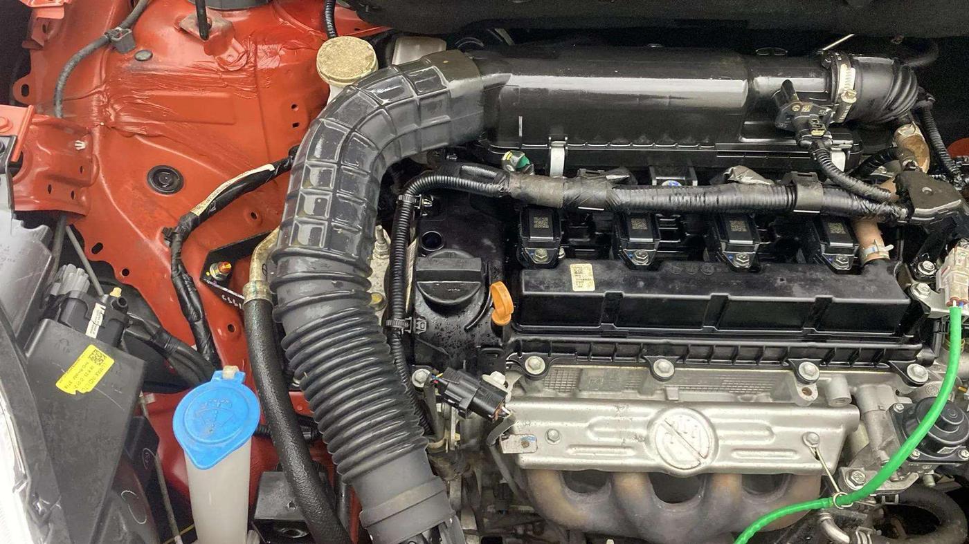2023 Maruti Swift VXI, Petrol, Manual, 25,028 km, Engine View - Right