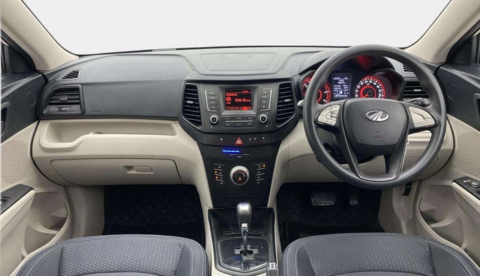 2021 Mahindra XUV300 W6 1.5 DIESEL AMT, Diesel, Automatic, 1,02,827 km, Dashboard