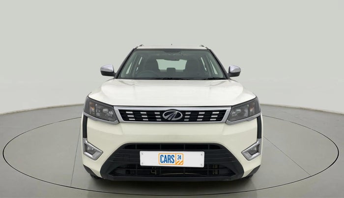 2021 Mahindra XUV300 W6 1.5 DIESEL AMT, Diesel, Automatic, 1,02,827 km, Front