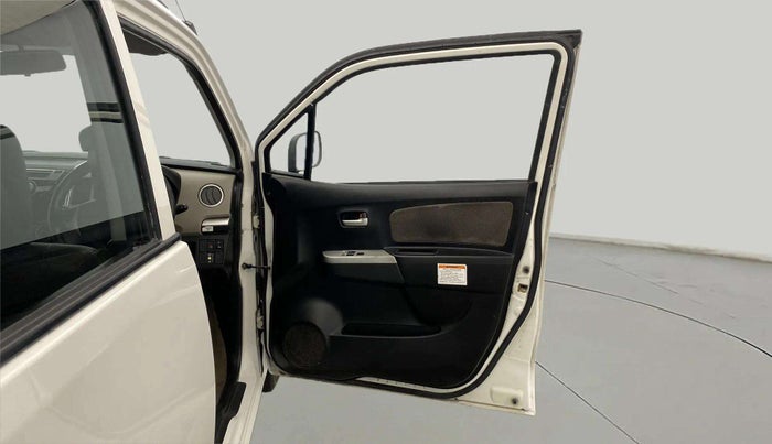 2013 Maruti Wagon R 1.0 LXI CNG, CNG, Manual, 63,308 km, RHS Front Door