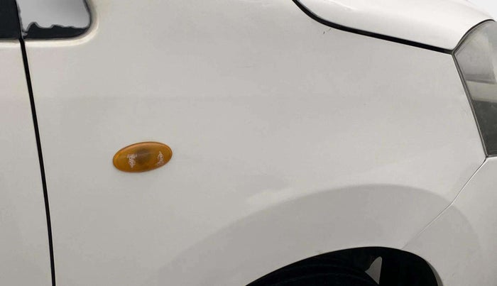 2013 Maruti Wagon R 1.0 LXI CNG, CNG, Manual, 63,308 km, Right fender - Minor scratches