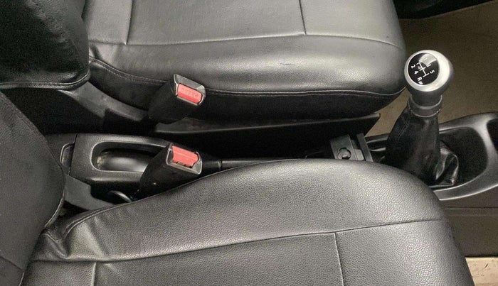 2013 Maruti Wagon R 1.0 LXI CNG, CNG, Manual, 63,308 km, Gear Lever