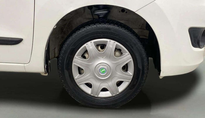 2013 Maruti Wagon R 1.0 LXI CNG, CNG, Manual, 63,308 km, Right Front Wheel