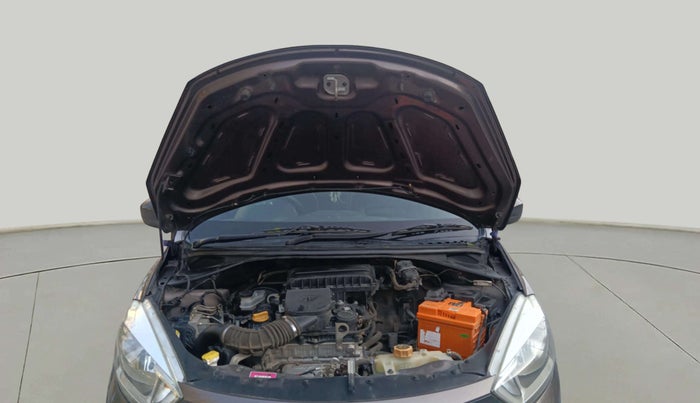 2017 Tata Tiago XE PETROL, Petrol, Manual, 55,236 km, Open Bonet