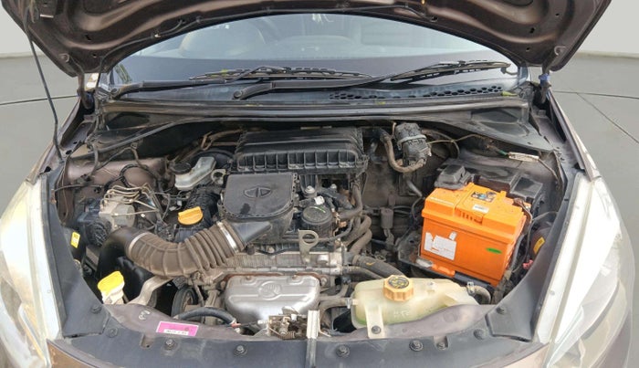 2017 Tata Tiago XE PETROL, Petrol, Manual, 55,236 km, Engine View