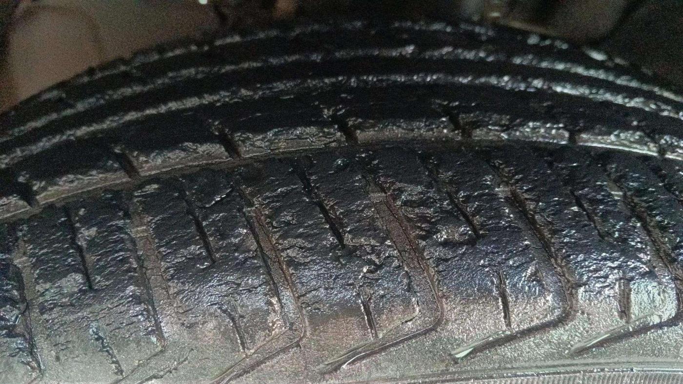 2017 Tata Tiago XE PETROL, Petrol, Manual, 55,236 km, Left Front Tyre Tread