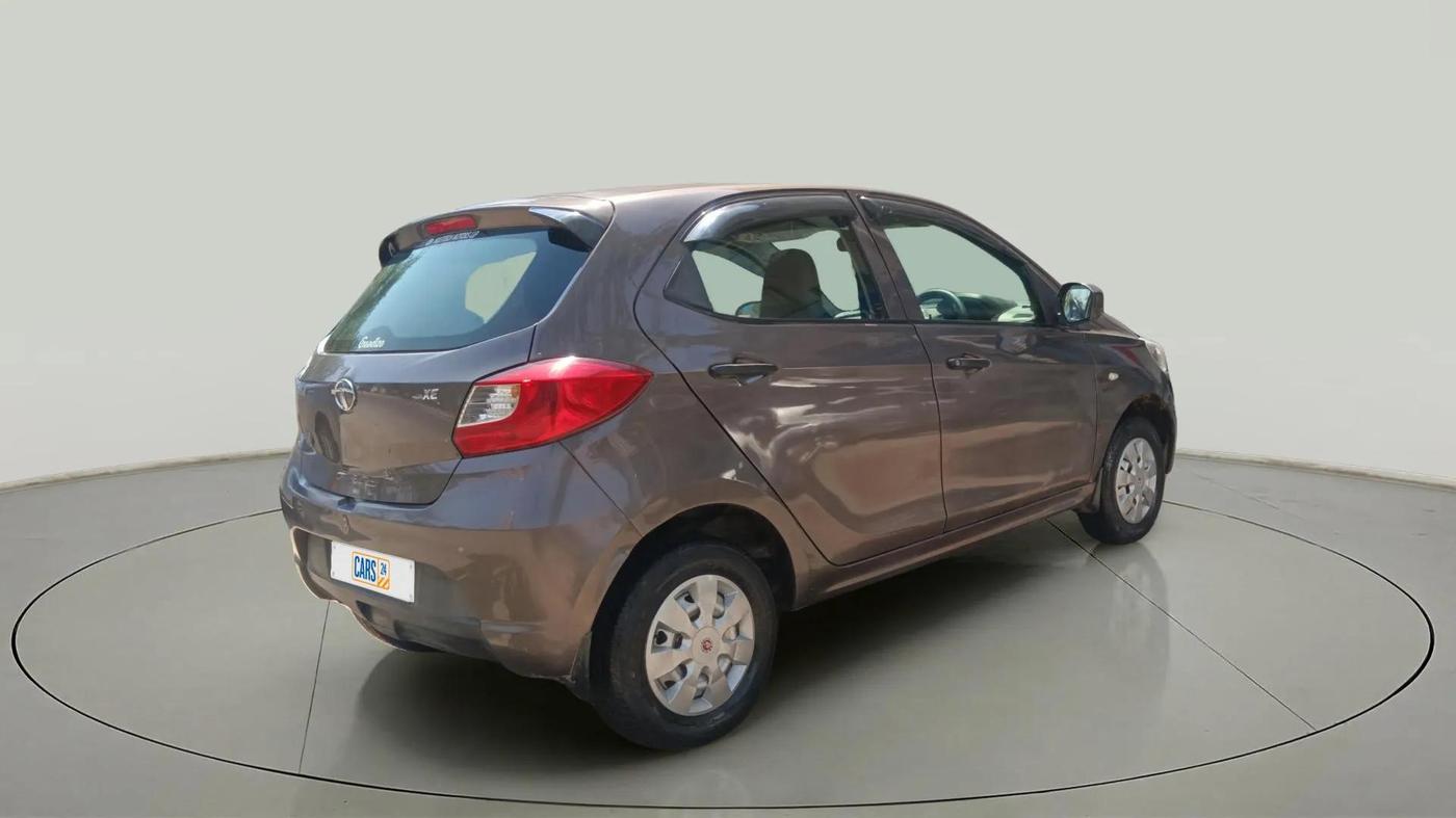 2017 Tata Tiago XE PETROL, Petrol, Manual, 55,236 km, Right Back Diagonal