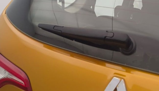 2021 Renault TRIBER RXZ, Petrol, Manual, 30,293 km, Rear Wiper