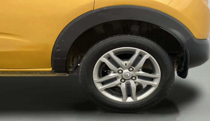 2021 Renault TRIBER RXZ, Petrol, Manual, 30,293 km, Left Rear Wheel