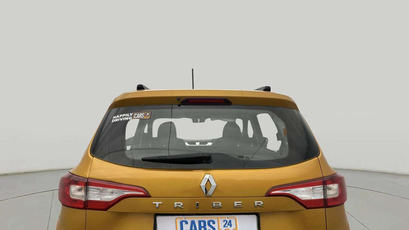 2021 Renault TRIBER RXZ, Petrol, Manual, 30,293 km, Rear Windshield