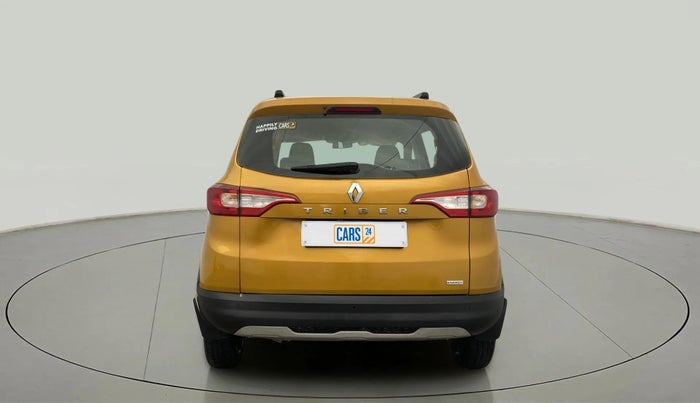 2021 Renault TRIBER RXZ, Petrol, Manual, 30,293 km, Back/Rear