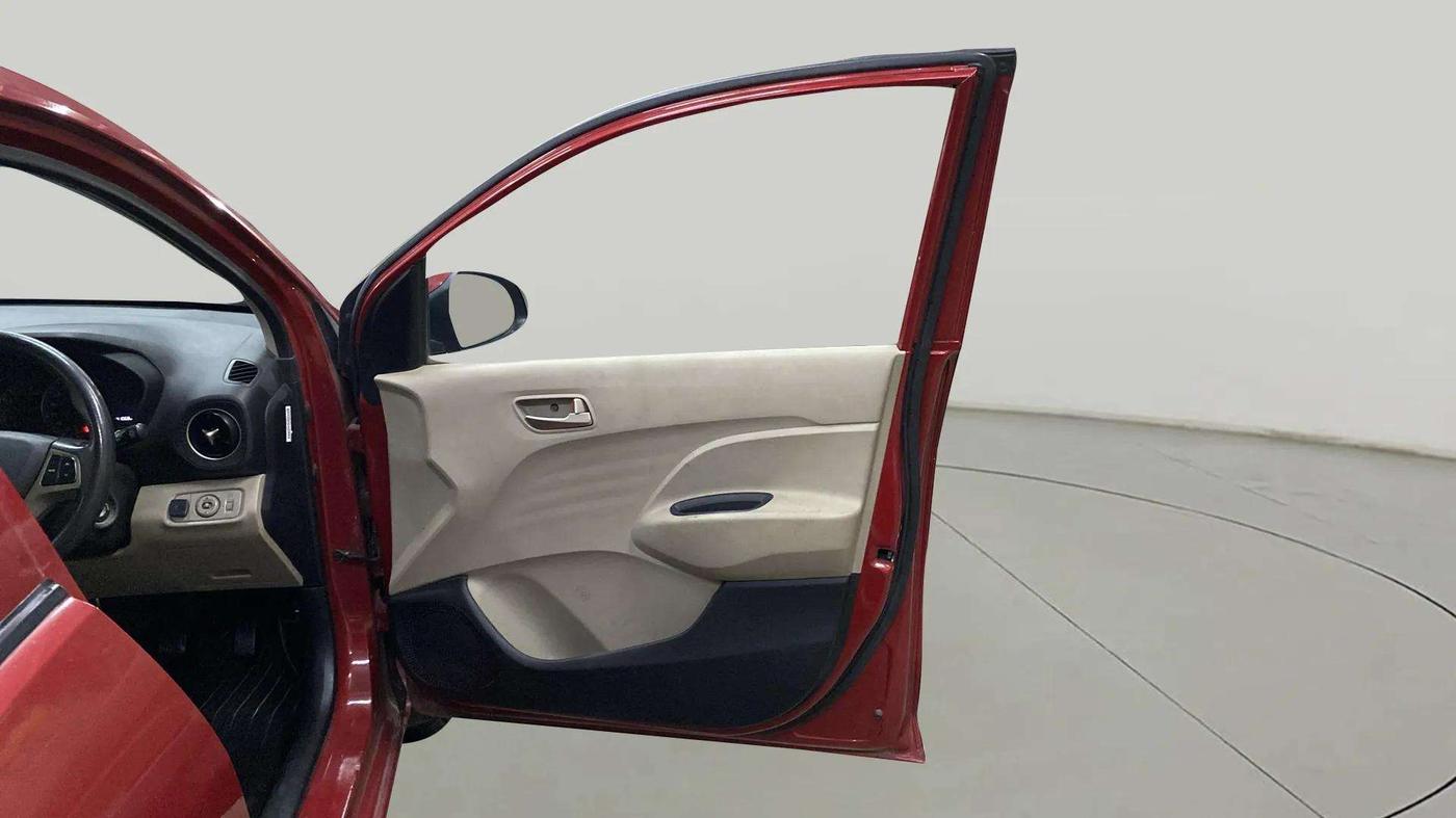 2019 Hyundai NEW SANTRO SPORTZ CNG, CNG, Manual, 41,052 km, RHS Front Door