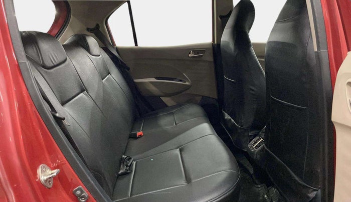 2019 Hyundai NEW SANTRO SPORTZ CNG, CNG, Manual, 41,052 km, Right Side Rear Door Cabin