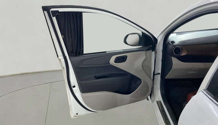 2021 Hyundai AURA S 1.2 CNG, CNG, Manual, 71,780 km, LHS Front Door