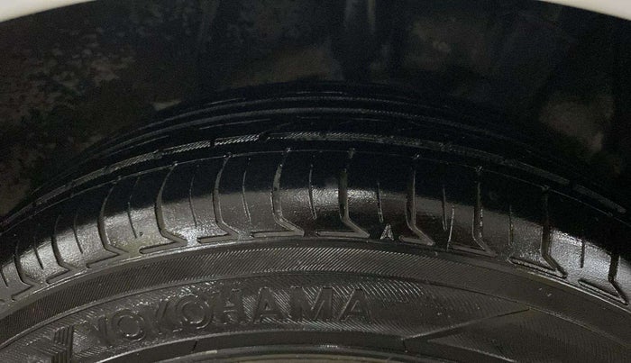 2021 Hyundai AURA S 1.2 CNG, CNG, Manual, 71,780 km, Left Rear Tyre Tread