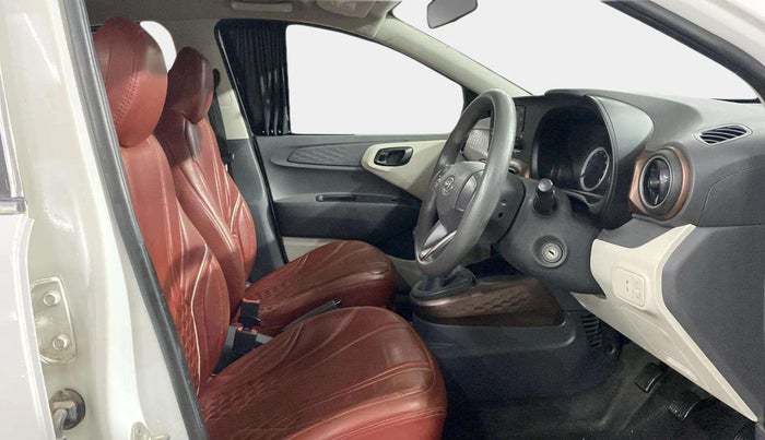 2021 Hyundai AURA S 1.2 CNG, CNG, Manual, 71,780 km, Right Side Front Door Cabin