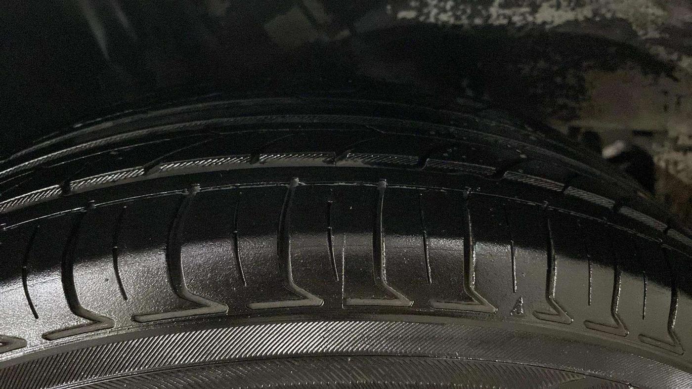 2021 Hyundai AURA S 1.2 CNG, CNG, Manual, 71,780 km, Right Rear Tyre Tread