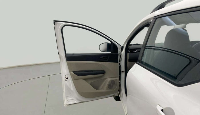 2022 Renault TRIBER RXT, Petrol, Manual, 7,102 km, LHS Front Door