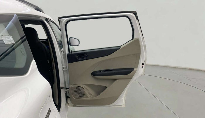 2022 Renault TRIBER RXT, Petrol, Manual, 7,102 km, RHS Rear Door