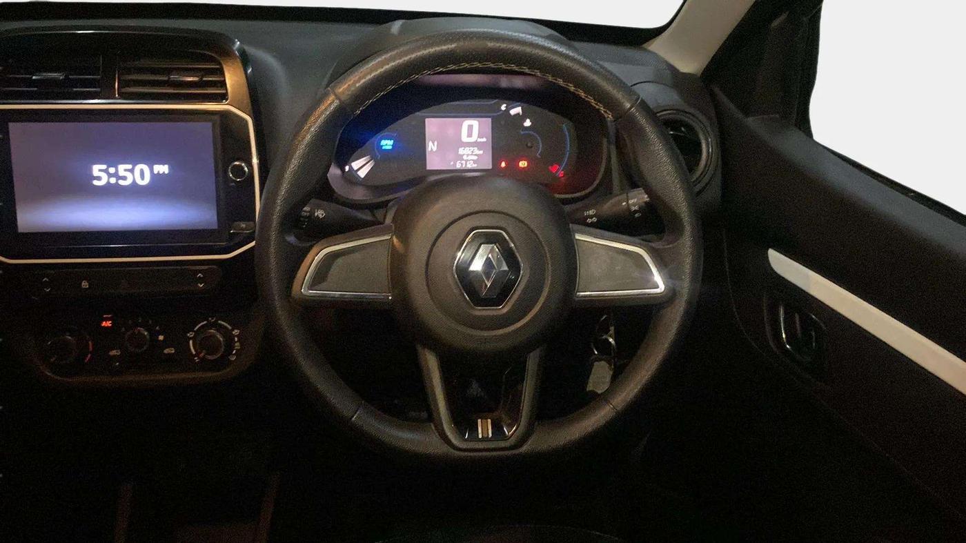 2022 Renault Kwid CLIMBER AMT 1.0, Petrol, Automatic, 16,839 km, Steering Wheel Close Up