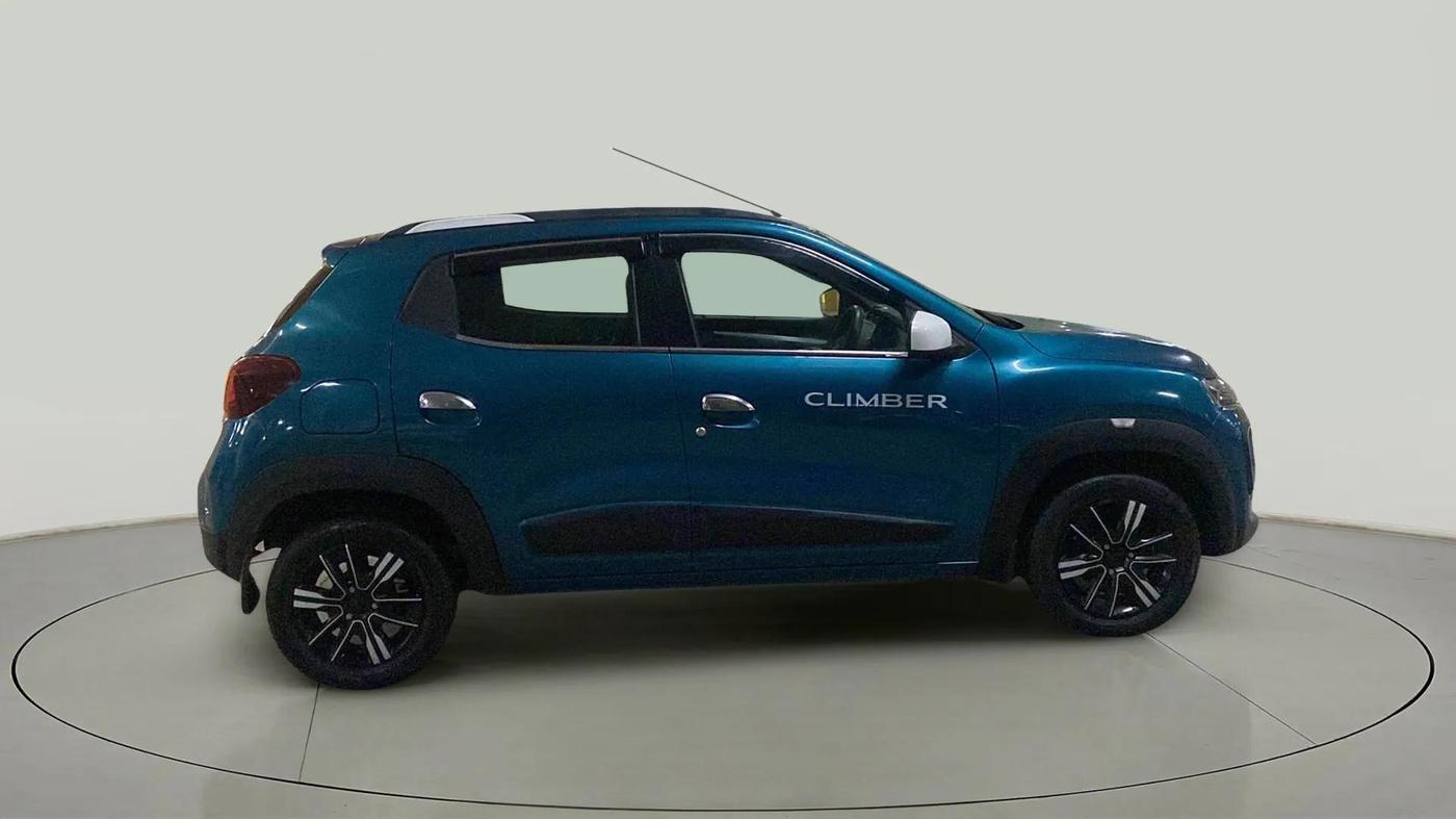 2022 Renault Kwid CLIMBER AMT 1.0, Petrol, Automatic, 16,839 km, Right Side View