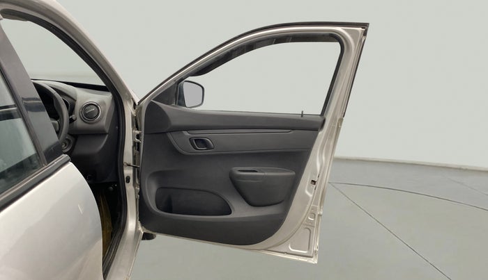 2016 Renault Kwid RXT 0.8, Petrol, Manual, 56,120 km, RHS Front Door