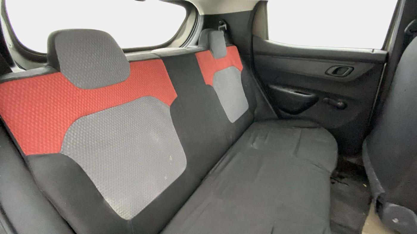 2016 Renault Kwid RXT 0.8, Petrol, Manual, 56,140 km, Right Side Rear Door Cabin