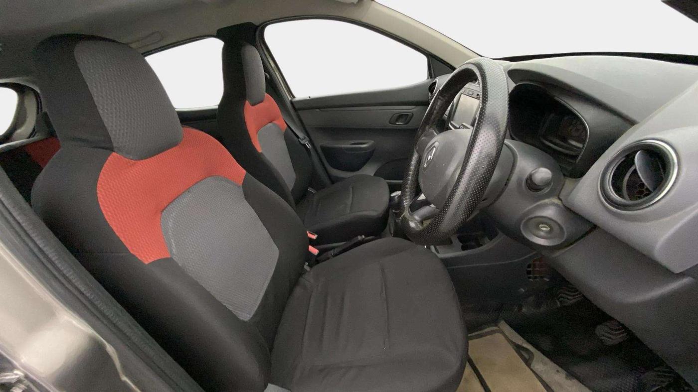 2016 Renault Kwid RXT 0.8, Petrol, Manual, 56,140 km, Right Side Front Door Cabin