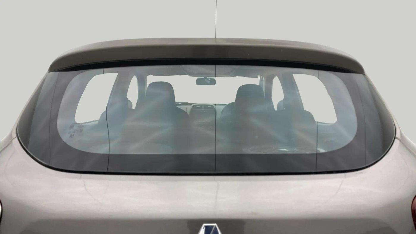 2016 Renault Kwid RXT 0.8, Petrol, Manual, 56,140 km, Rear Windshield