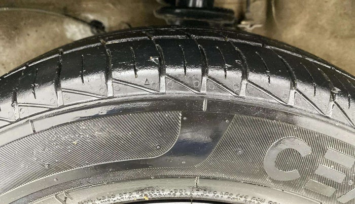 2022 Maruti Alto LXI O, Petrol, Manual, 28,269 km, Left Rear Tyre Tread