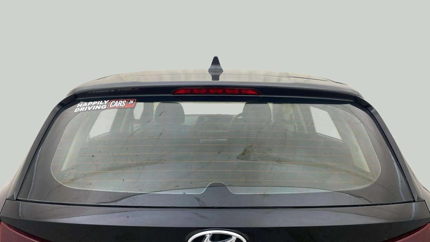 2022 Hyundai NEW I20 Sportz 1.2 IVT, Petrol, Automatic, 20,775 km, Rear Windshield