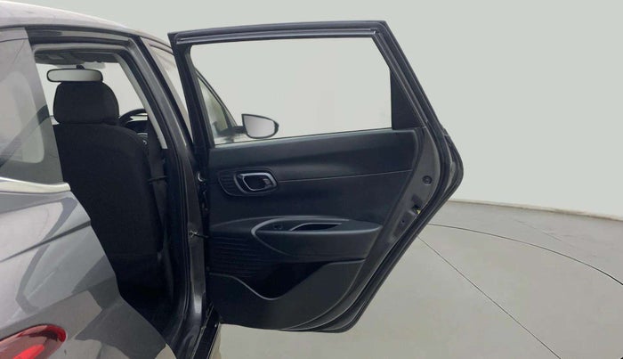 2022 Hyundai NEW I20 Sportz 1.2 IVT, Petrol, Automatic, 20,775 km, RHS Rear Door