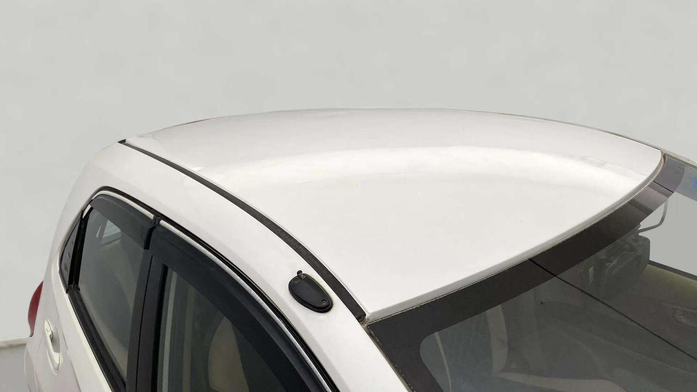 2017 Honda Brio S MT, CNG, Manual, 83,445 km, Roof