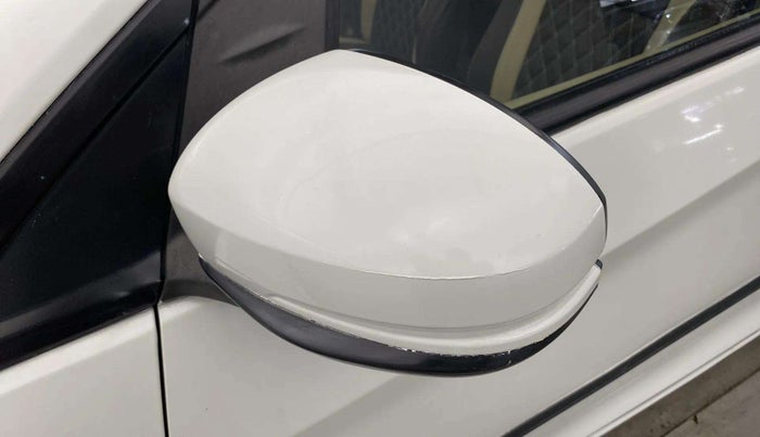 2017 Honda Brio S MT, CNG, Manual, 83,326 km, Left rear-view mirror - Minor scratches