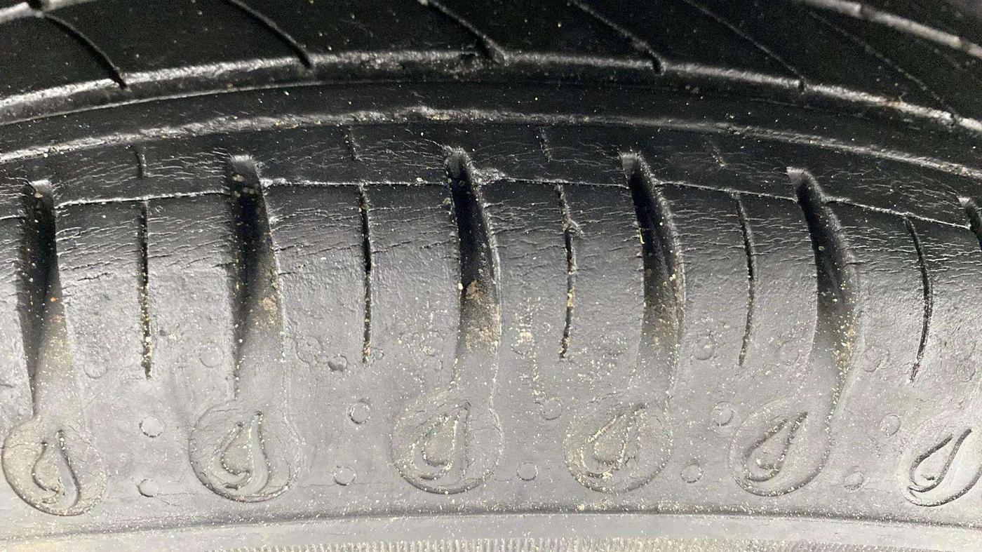 2020 Renault Kwid RXL, Petrol, Manual, 21,329 km, Right Rear Tyre Tread