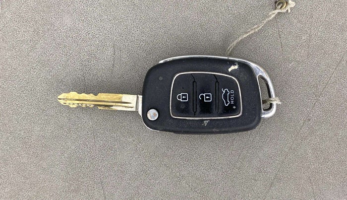 2021 Hyundai GRAND I10 NIOS SPORTZ AMT 1.2 KAPPA VTVT, Petrol, Automatic, 37,956 km, Key Close Up