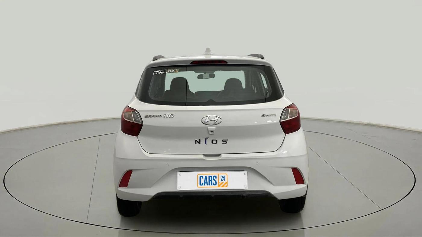 2021 Hyundai GRAND I10 NIOS SPORTZ AMT 1.2 KAPPA VTVT, Petrol, Automatic, 37,956 km, Back/Rear