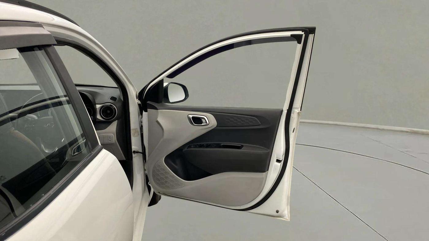 2021 Hyundai GRAND I10 NIOS SPORTZ AMT 1.2 KAPPA VTVT, Petrol, Automatic, 37,956 km, RHS Front Door