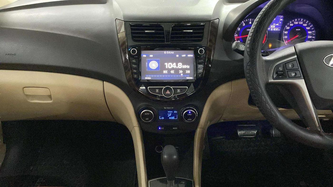 2017 Hyundai Verna 1.6 VTVT SX AT, CNG, Automatic, 82,041 km, Air Conditioner