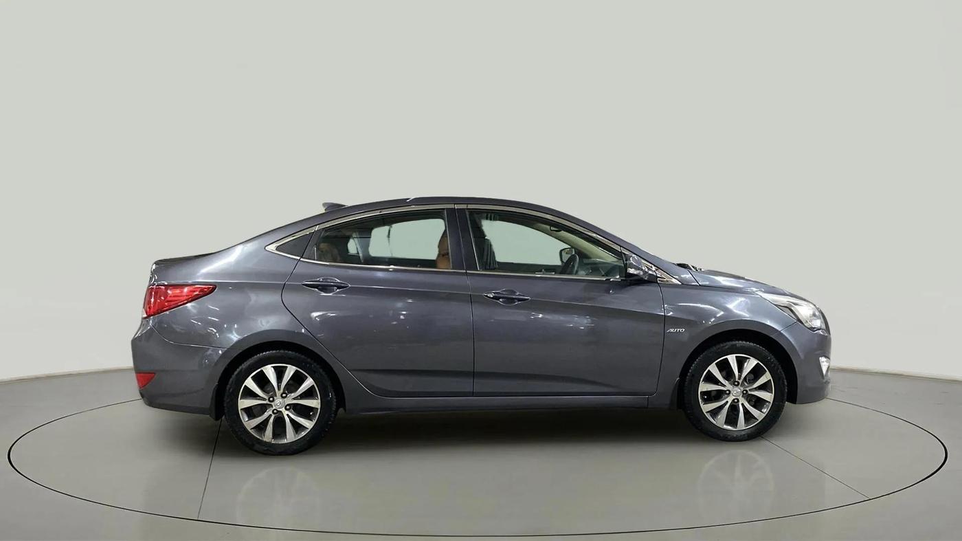 2017 Hyundai Verna 1.6 VTVT SX AT, CNG, Automatic, 82,041 km, Right Side View