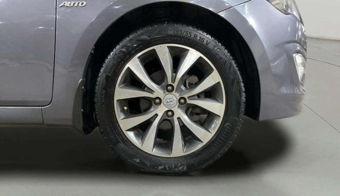 2017 Hyundai Verna 1.6 VTVT SX AT, CNG, Automatic, 81,808 km, Right Front Wheel