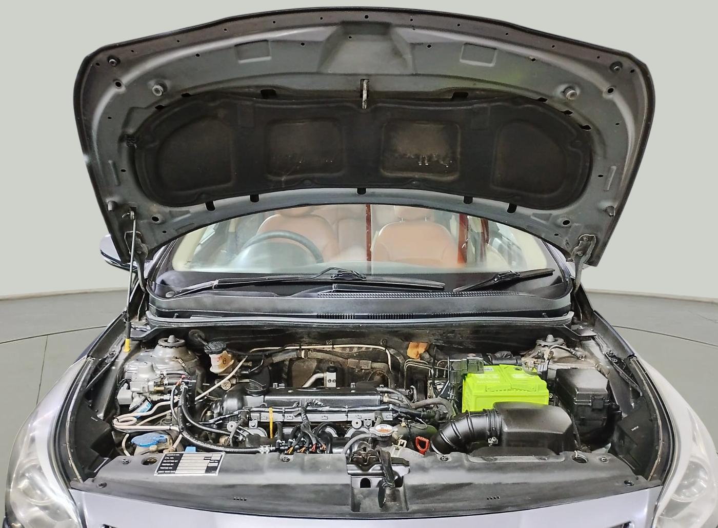 2017 Hyundai Verna 1.6 VTVT SX AT, CNG, Automatic, 82,041 km, Open Bonet