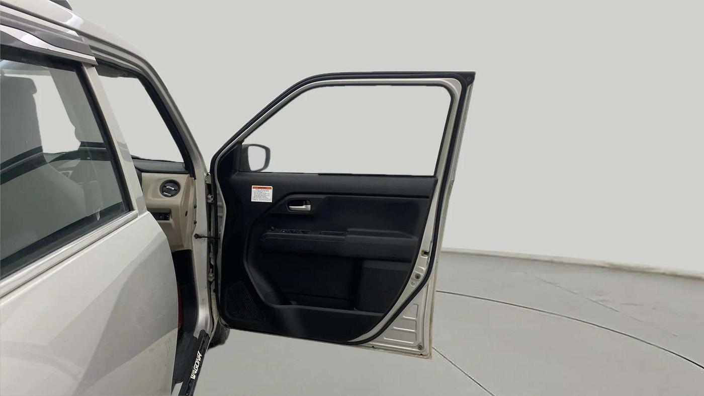 2022 Maruti New Wagon-R VXI CNG 1.0, CNG, Manual, 66,095 km, RHS Front Door