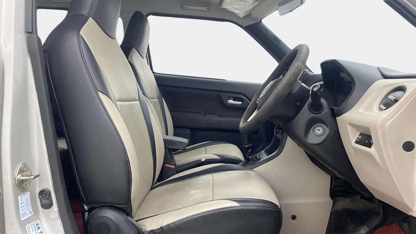 2022 Maruti New Wagon-R VXI CNG 1.0, CNG, Manual, 66,095 km, Right Side Front Door Cabin